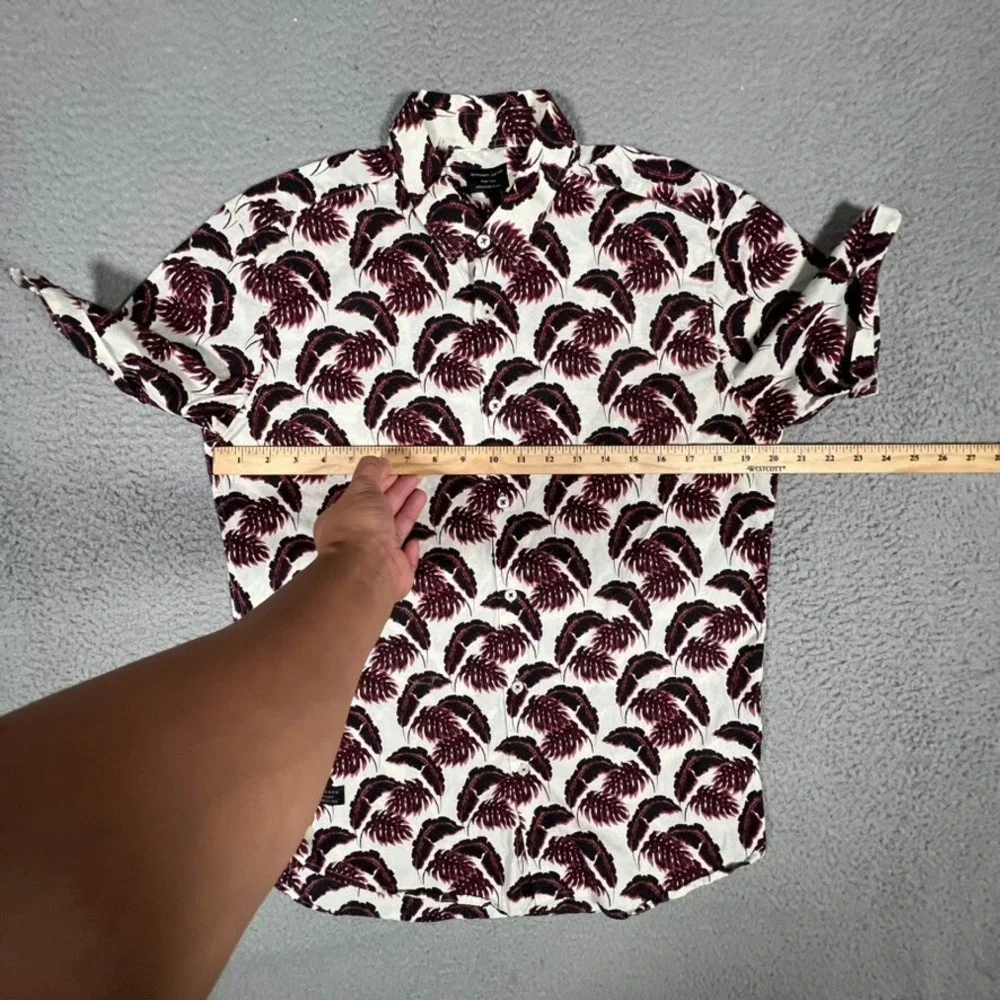 7 Diamonds Shirt Mens Medium Lost in Paradise‎ Leaves All Over Print Button Up